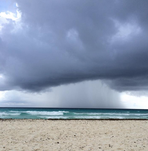 Cancun_storm
