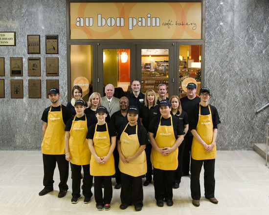 au_bon_pain_staff